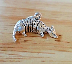 Sterling Silver 3D 10x19x10mm Armadillo Charm! hollow bottom - Picture 1 of 3