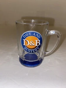 Mini taza de vidrio disparado Dave and Busters D&B con mango - Imagen 1 de 4