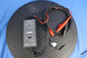 Hioki 9322 Probe Differential DC to 10 MHz, DC mode, AC mode, RMS mode, Max 2000 - Picture 1 of 5