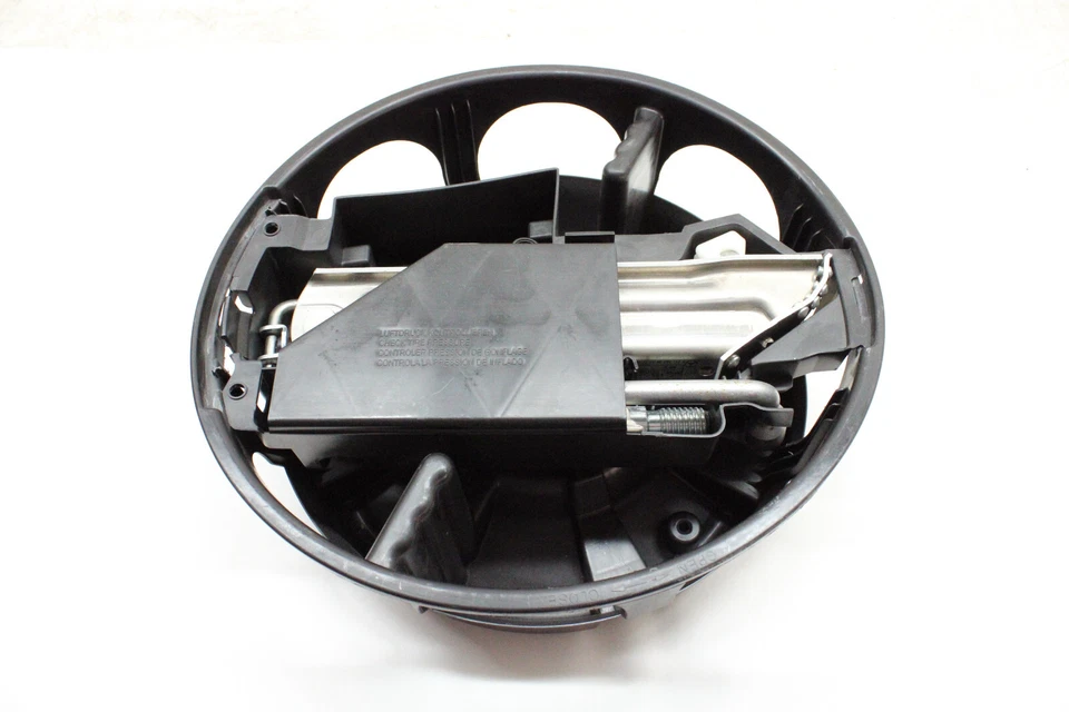 Mercedes E350 2010 Jack caja de herramientas A 212 890 38 14 OEM 10 11 12 13 Foto 1 de 4