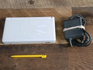 Nintendo DS Lite Blanco Portátil USG-001 - Probado y Funcionando - Imagen 1 de 12