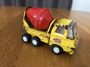 VINTAGE 1962 TONKA CEMENT MIXER 5” LONG MOUND MINN PRESSED STEEL TOY - Picture 1 of 8