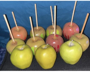 11 Piezas Frutas Falsas Caramelo Manzanas Artificiales Manzanas Realistas Decoración de Halloween - Imagen 1 de 6