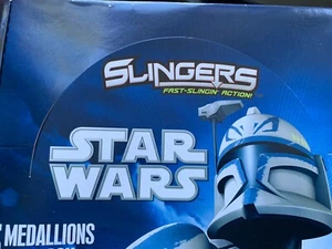 STAR WARS SLINGERS METAL MEDALLION MEDALS 2010 LUCASFILM - FINISH YOUR SETS - Picture 1 of 43