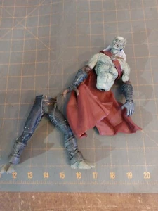 Custom Legacy of Kain Defiance Player Select KAIN Figure Neca Broken at Waist - Picture 1 of 11
