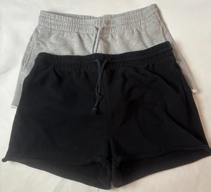 Set 2 Aritzia TNA Cozy Fleece & Boyfriend Sweat Shorts grau schwarz Gr. L - Bild 1 von 11