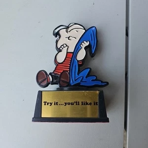 Raro Trofeo Aviva LINUS 1970 "Pruébalo... te gustará" CACAHUETES Linus - Imagen 1 de 2