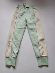 Nike Jogger Pant Girl M Green Swoosh Logo Drawstring Straight Leg DM8388-379 N74 - Picture 1 of 4