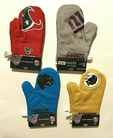 NFL Crossover Oven Mitts Cross Over Gloves Tailgating Grilling Choose Team Cover
