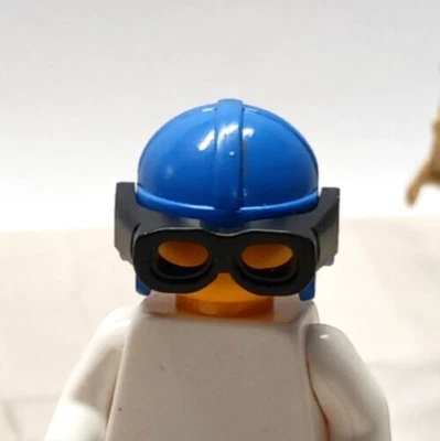 Nuevo LEGO Sombrero de Piloto Estándar Azul Negro Gafas Levantables Se Adapta a Amigos Foto 1 de 2
