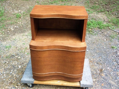 Vintage Mid Century Modern Serpentine Side End Table Nightstand Cover