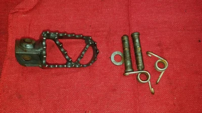 KTM 360 EXC 1996 (LOT E) FOOT PEG STEP RIGHT - Image 1 of 4