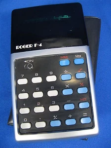 RARE VINTAGE CALCULATOR / SELTENER TASCHENRECHNER ROGER F - 4   WORKING !  - Afbeelding 1 van 1