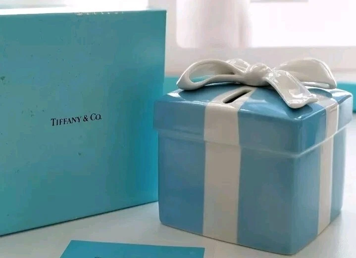 Hucha Tiffany & Co. Caja de porcelana azul ¡Rara! Foto 1 de 4