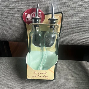 Tablecraft Gemelli Set Oil and Vinegar Bottles Tinted Green SET of Two 8.5 oz - Picture 1 of 3