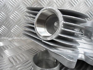 TRIUMPH 650/750cc TWIN EXHAUST PORT THREAD REPAIR SERVICE - Picture 1 of 1