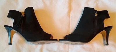 Tacones de aguja Adrienne Vittadini negros Av-Gallina de cuero con cremallera punta abierta 9M Foto 1 de 4