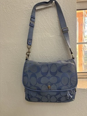 Bolso Bandolera Coach F16553 Negro Kyra Mensajero Solapa Lona Firma Foto 1 de 4