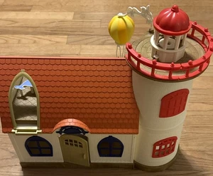 Faro Sylvanian Families para jugar con Calico Critters incluye barco - Imagen 1 de 3