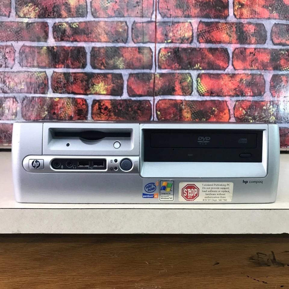 HP Compaq SFF PC for Retro Gaming Pentium 4 3.00GHz 512MB RAM (Windows XP Pro) - Image 1 of 4