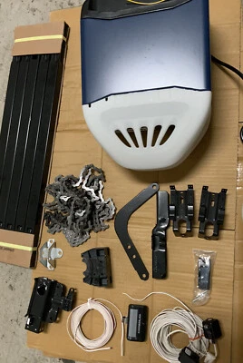 🐴 Chamberlain 1/2HP Garage Door Opener Heavy Duty Chain, 🆕👉Missing Parts 👈👇 - Image 1 of 4