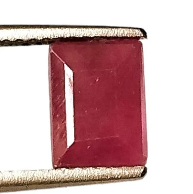 2.75 CTS RUBY FACETED BAGUETTE CUT UNHEATED NATURAL GENUINE GEMSTONE 5.9X7.7 MM - Image 1 of 4