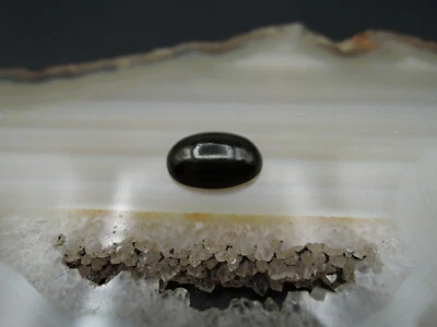 Echter Peridot Oval Cabochon Edelstein Fasserstein Sammlerstein 156 - Bild 1 von 4