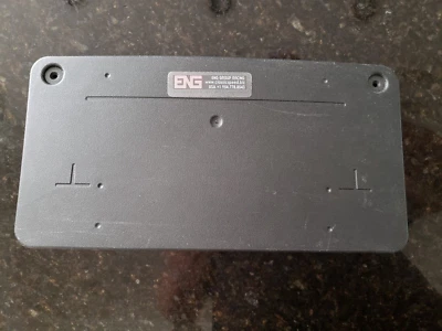 Nuevo Soporte Matrícula Delantero Mercedes-BENZ ML350 A1668851581 | DISTRIBUIDOR Foto 1 de 4