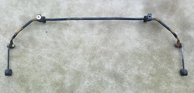 AUDI TT MK1 2000 2001 2002 2003 2004 2005 - BARRA ESTABILIZADORA TRASERA con IZQUIERDA  Foto 1 de 4