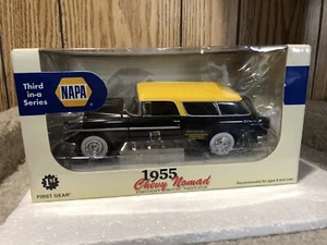 1:25 First Gear NAPA 1955 Chevy Nomad Black & Yellow New In Box - Picture 1 of 12