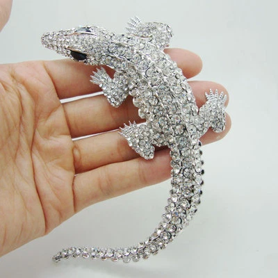 Gorgeous Bride Animal Pendant Rhinestone Crystal Bride Wedding Brooch - Image 1 of 4