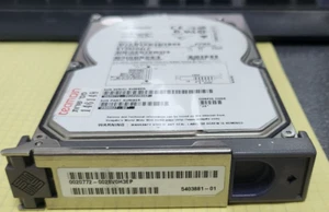 Disco duro SUN Microsystems 5403881-51 / 3900037-03 9,1 GB SCSI LVD con bandeja solar - Imagen 1 de 4