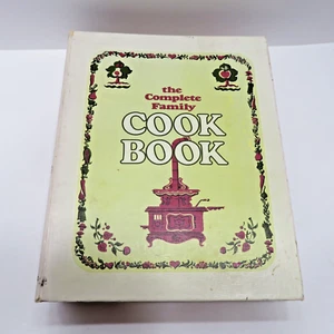 Vintage The Complete Family 1970- Traditional collection AmericanBinder Cookbook - Picture 1 of 16