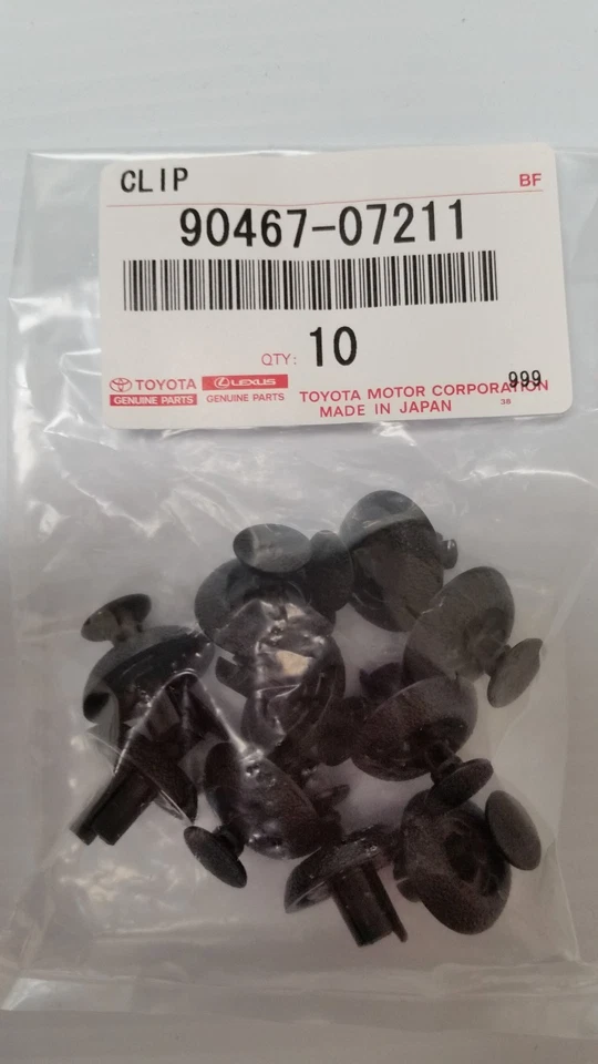 LEXUS OEM FACTORY ENGINE COVER CLIPS (Qty 10) 90467-07211 - Image 1 of 1
