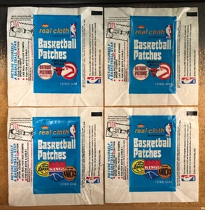 (4) 1969 Fleer Real Cloth Basketball Patches Empty Wax Pack Wrappers - Bild 1 von 5