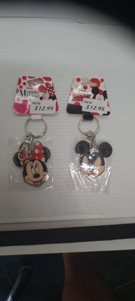 Disney Микки и Минни-Маус мыши двусторонний цветной олова кольцо для ключей черный, 1» новый  - Изображение 1 из 4