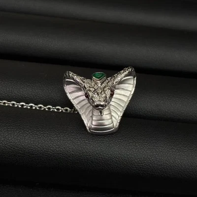 【Ayako Yoshida】K18 750 White Gold Emerald Snake Designed Pin Brooch - Image 1 of 4