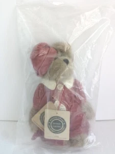 NEW FACTORY SEALED SARAH CANADA AND FLAG BOYD'S COLLECTION TEDDY BEAR 9" BOYDS - Picture 1 of 9
