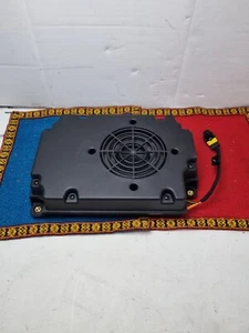 Peugeot Traveller 2.0HDI 2019 Sitz vorne rechts Subwoofer Lautsprecher 9809816880 NOS - Bild 1 von 3