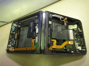 Samsung Galaxy Z Flip4 SM-F721U solo la pantalla averiada España - Imagen 1 de 18