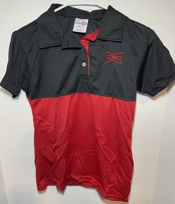 Camisa Polo Gerente Sonic Drive En Rojo y Negro Uniforme de Trabajo Bordado Rojo Logo Foto 1 de 4