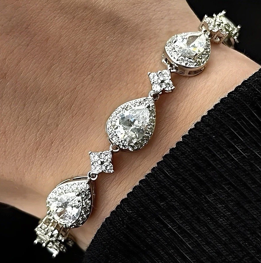 Popular GIVENCHY Crystal Flex Bracelet - Imagen 1 de 4