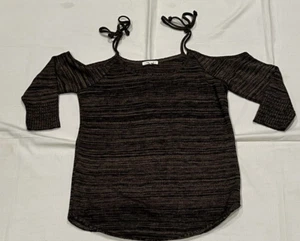 MAURICES Women's SMALL TOP Gray Heathered Spaghetti Strap Cold Shoulder Knit EUC - Picture 1 of 7