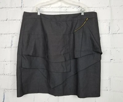 Falda Larry Levine elástica línea A Plus 24W gris carbón asimétrica escalonada  Foto 1 de 4