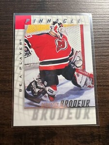 A82,063 - 1997-98 Be A Player #2 Martin Brodeur