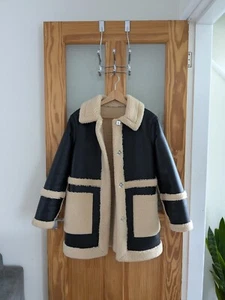 GORGEOUS TOPSHOP 2024 REVERSIBLE FAUX SHEEPSKIN COAT UK SIZE 8 - Picture 1 of 6