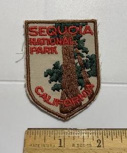 Insignia parche bordado recuerdo secuoyas del Parque Nacional Sequoia California - Imagen 1 de 3