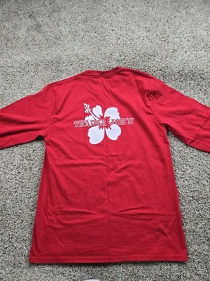 Camiseta Trader Joes Grande Para Hombre Roja Manga Larga Cuello Redondo Empleado de Hibisco Foto 1 de 4