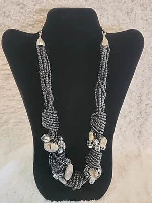 Collar Chico’s Multi-Hebra Negro Cuentas Distintivo Acentos Piedra 24-30 pulgadas B44 Foto 1 de 4