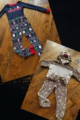2 conjuntos de pijamas de Natal para meninas PJ renas lã e ACREDITE Papai Noel algodão tamanho 7-8 - Imagem 1 de 4